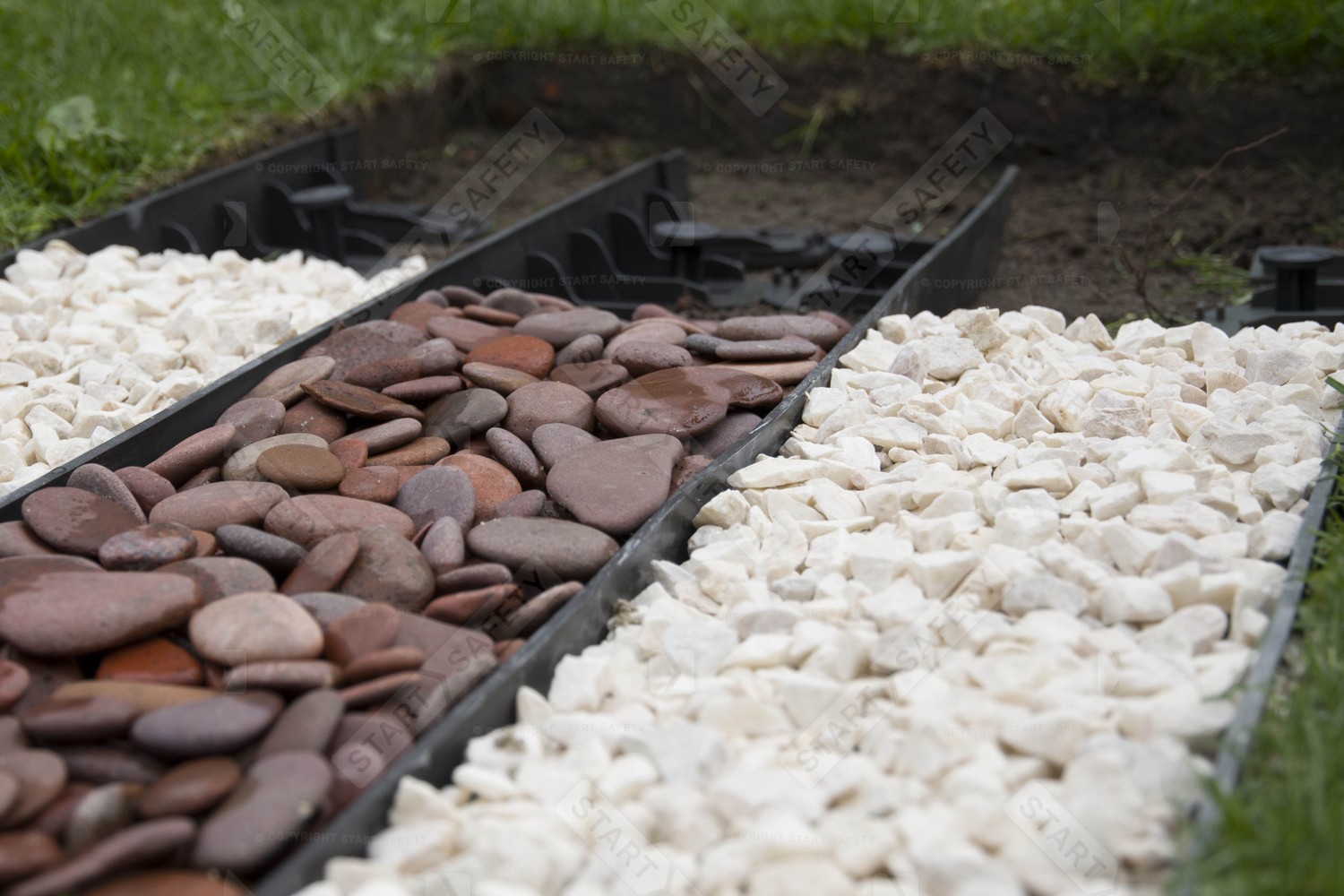 Gravel & Stone Segregated With Lawn Edging